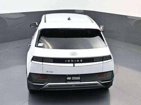 Certified 2023 Hyundai Ioniq 5 SEL image 18