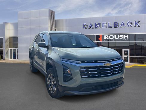 Used 2025 Chevrolet Equinox LT FWD image 6