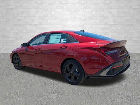 New 2026 Hyundai Elantra SEL Sport Premium FWD image 4
