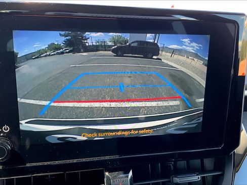 Used 2025 Toyota Corolla LE w/ LE Premium Package image 28