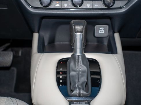 Certified 2023 Honda HR-V LX image 19