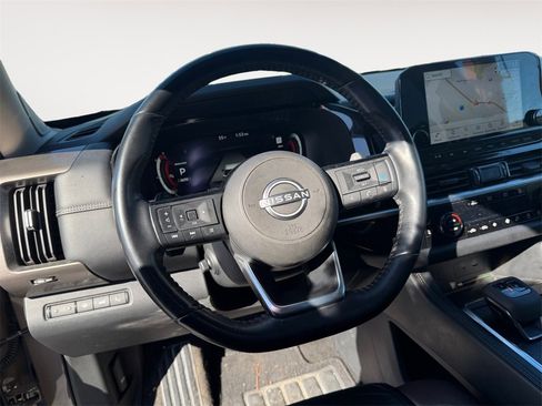 Used 2023 Nissan Pathfinder Platinum w/ Cargo Package image 12