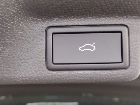 New 2025 Volkswagen ID. Buzz Pro S image 42