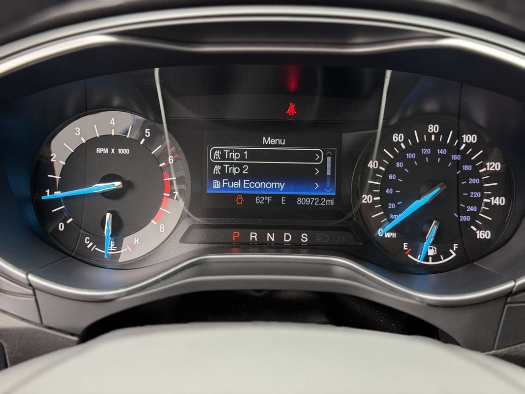 Used 2015 Ford Fusion SE w/ Equipment Group 202A FWD image 28
