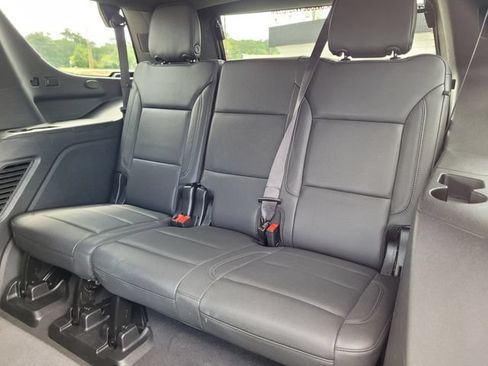Used 2024 Chevrolet Tahoe LT RWD image 26