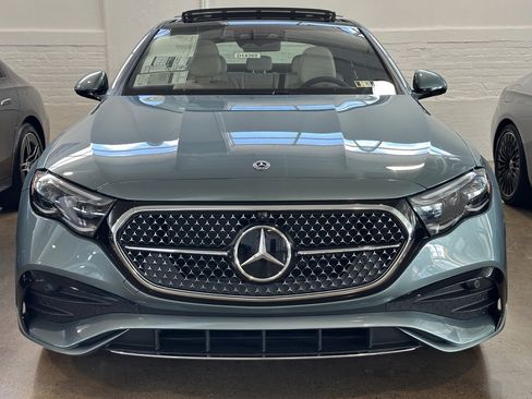 New 2026 Mercedes-Benz E 350 4MATIC Sedan image 2