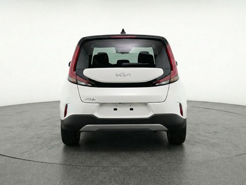 Used 2025 Kia Soul LX w/ LX Technology Package image 7