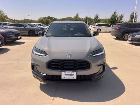 Used 2025 Honda HR-V Sport image 7