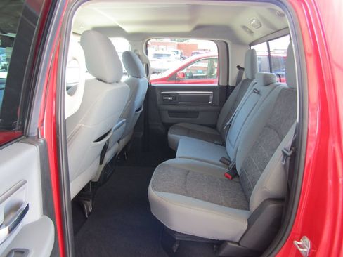 Used 2019 RAM 1500 Classic SLT w/ Luxury Group AWD/4WD image 28