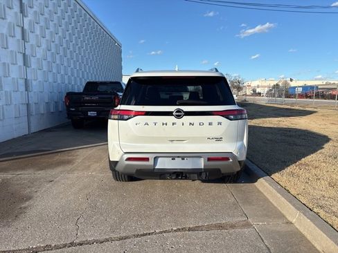 Used 2024 Nissan Pathfinder Platinum w/ Cargo Package image 6
