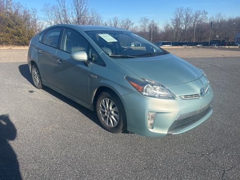 Used 2012 Toyota Prius Plug-In Hybrid image 1