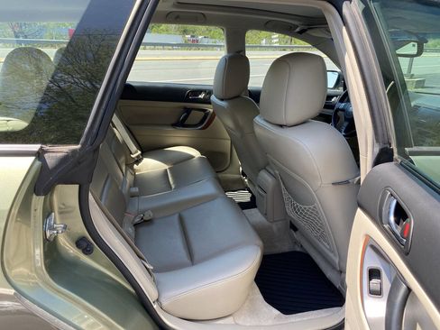 Used 2006 Subaru Outback 3.0R L.L. Bean AWD/4WD image 13