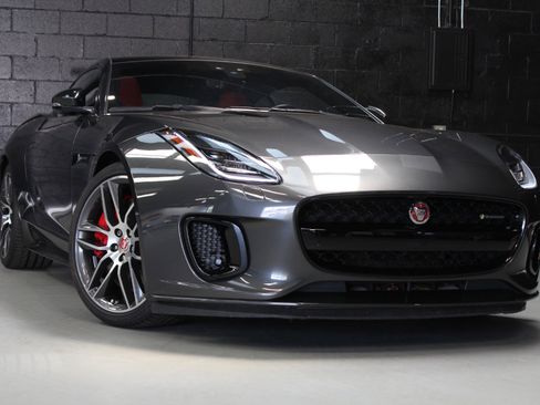Used 2020 Jaguar F-TYPE R-Dynamic image 9