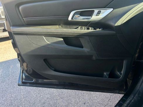 Used 2013 GMC Terrain SLE FWD image 16