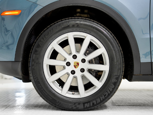 Certified 2019 Porsche Cayenne AWD/4WD image 29