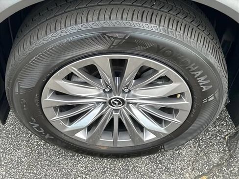 Used 2025 MAZDA CX-90 3.3 Turbo w/ Select Package AWD/4WD image 37