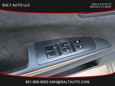 Used 2004 Nissan Maxima 3.5 SE image 12