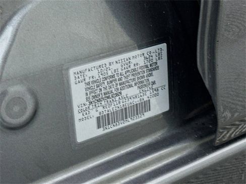 Used 2021 Nissan Versa S image 29