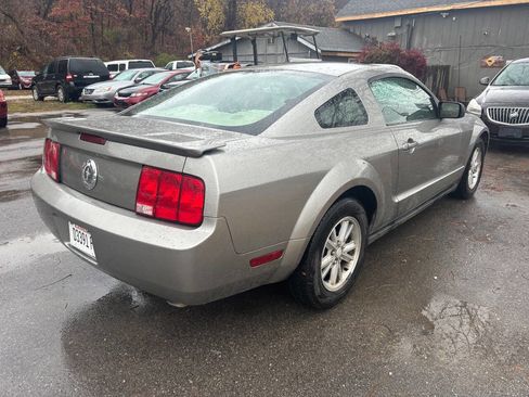 Used 2008 Ford Mustang Coupe image 5