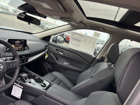 New 2026 Nissan Rogue SV image 25