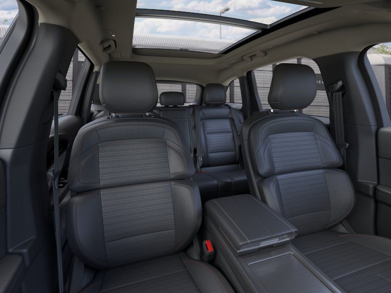 New 2026 Lincoln Nautilus Reserve AWD/4WD image 10
