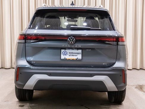 New 2026 Volkswagen Tiguan SE image 4