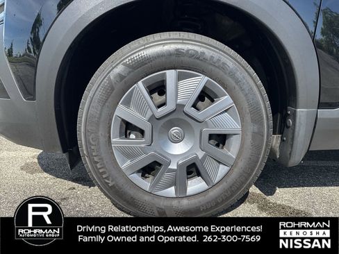 Certified 2025 Nissan Kicks S AWD/4WD image 10