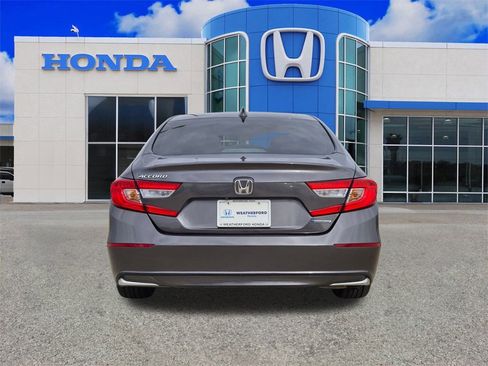 Used 2019 Honda Accord EX image 4