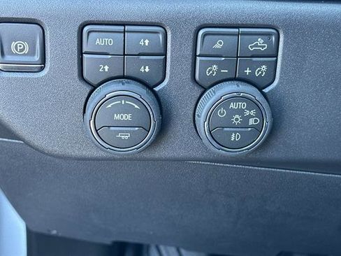 New 2026 Chevrolet Silverado 1500 LT Trail Boss w/ Safety Package image 31