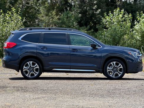 Certified 2024 Subaru Ascent Limited w/ Technology Package AWD/4WD image 8
