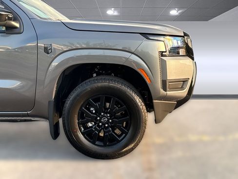 Certified 2026 Nissan Frontier SV w/ Tow Package AWD/4WD image 25