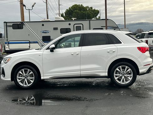 Used 2025 Audi Q3 2.0T Premium image 7