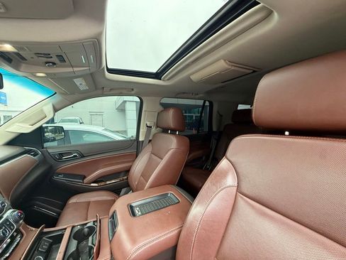 Used 2019 Chevrolet Tahoe Premier RWD image 6