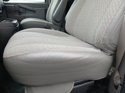 Used 2025 Chevrolet Express 2500 Extended w/ Communications Package image 16