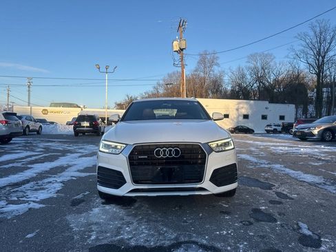 Used 2016 Audi Q3 2.0T Prestige w/ Prestige Package image 2