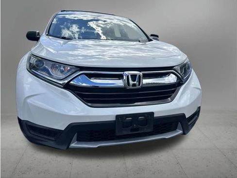Used 2018 Honda CR-V LX image 2