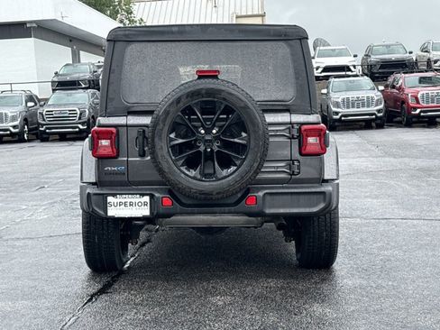 Used 2021 Jeep Wrangler Unlimited Sahara w/ Cold Weather Group AWD/4WD image 4