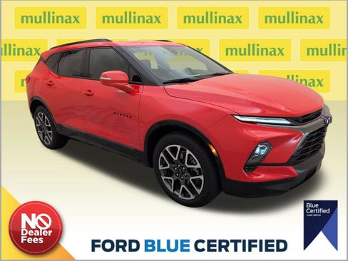 Used 2025 Chevrolet Blazer RS w/ Driver Confidence II Package AWD/4WD image 1