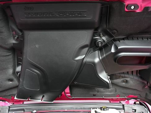 Used 2022 Jeep Wrangler Unlimited Rubicon w/ Xtreme Recon 35" Tire Package image 38