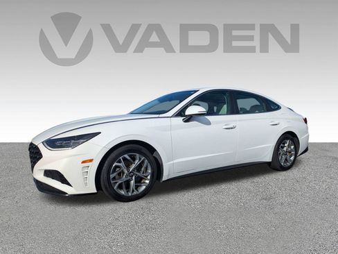 Used 2023 Hyundai Sonata SEL FWD image 2
