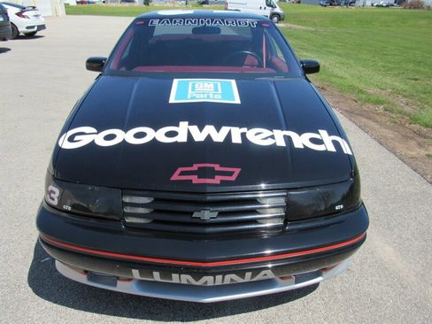 Used 1991 Chevrolet Lumina Euro FWD image 11