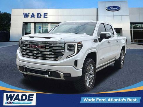 Used 2024 GMC Sierra 1500 Denali w/ Denali Reserve Package AWD/4WD image 1