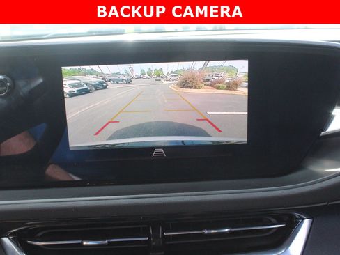 Used 2024 Buick Envista Sport Touring w/ Convenience I Package FWD image 21