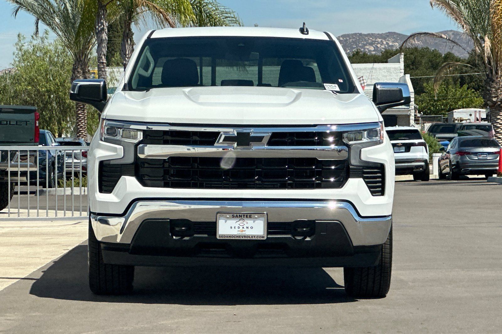New 2026 Chevrolet Silverado 1500 LT w/ Leather Package AWD/4WD image 9
