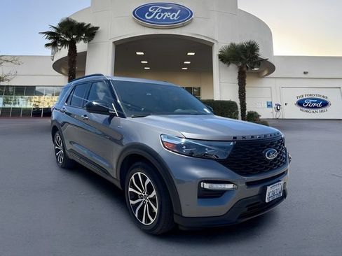 Certified 2022 Ford Explorer ST-Line w/ Class IV Trailer Tow Package RWD image 4