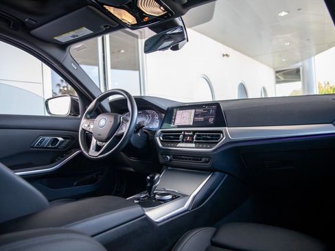 Used 2022 BMW 330e w/ Premium Package RWD image 17