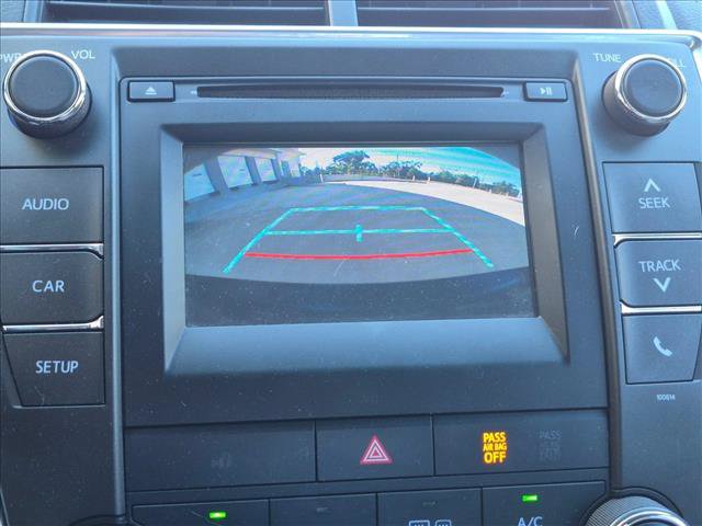 Used 2017 Toyota Camry LE FWD image 9