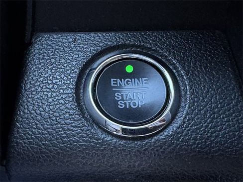 Used 2019 Ford F150 Platinum w/ Equipment Group 701A Luxury image 22