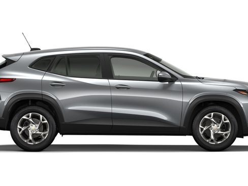 New 2026 Chevrolet Trax LS w/ LS Convenience Package FWD image 41