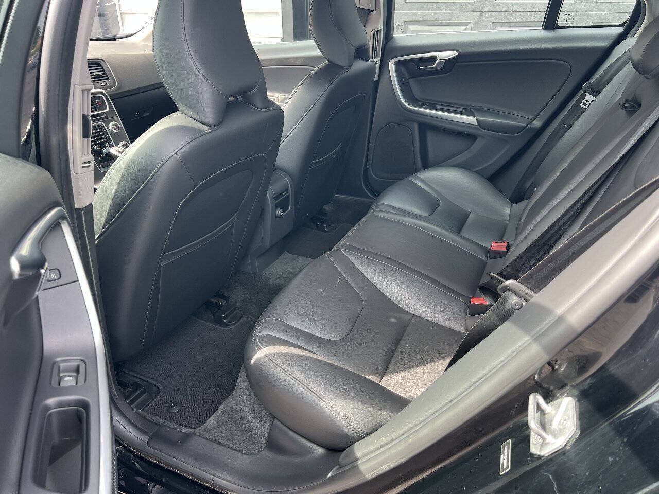 Used 2015 Volvo S60 T5 Premier FWD image 5